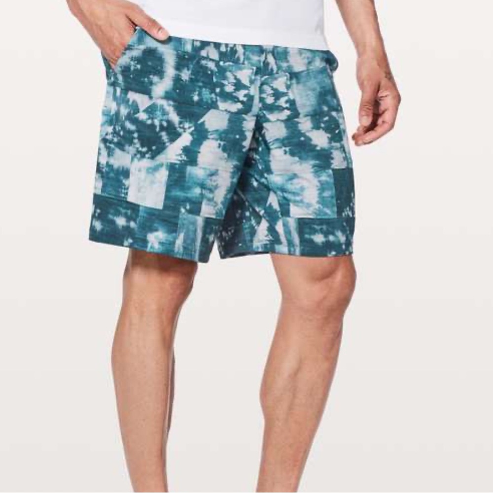 LULULEMON Pace Breaker Short size XL